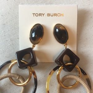Gorgeous Tory Burch earrings 🌟 NWT 🌟